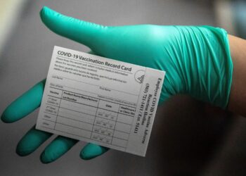 Los andaluces serán los primeros en tener el certificado de vacunación con validación europea