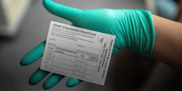 Los andaluces serán los primeros en tener el certificado de vacunación con validación europea