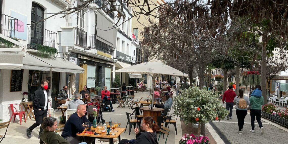 Marbella y Estepona suman otros 205 casos que incrementan todavía más la tasa de contagios