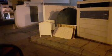 Las multas de 100 a 3.000 euros no frenan en Manilva este tipo de actitudes incívicas