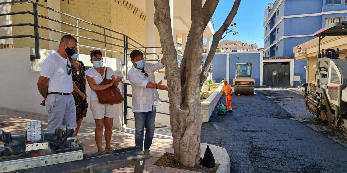 Afaltado y mejora de la accesibilidad en la calle Apolo de Sabinillas