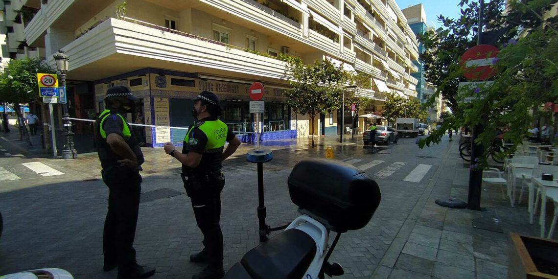 Detenido tras resistirse y entre seis agentes el conductor del atropello múltiple en Marbella