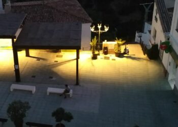 Casares continuará implantando tecnología LED en diferentes puntos del municipio