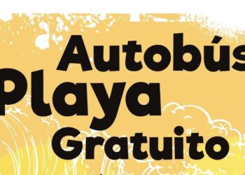 Entra en funcionamiento el autobús gratuito a la playa de Casares