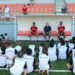 El ex seleccionador nacional Vicente del Bosque visita su Campus de Verano en Estepona