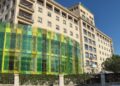 Médicos denuncian que el aumento del Covid en Málaga obliga ya a cerrar quirófanos y plantas