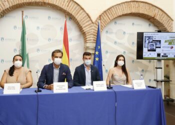 Marbella se vuelca con el desfile de moda a beneficio del proyecto ‘Todos con Adán’