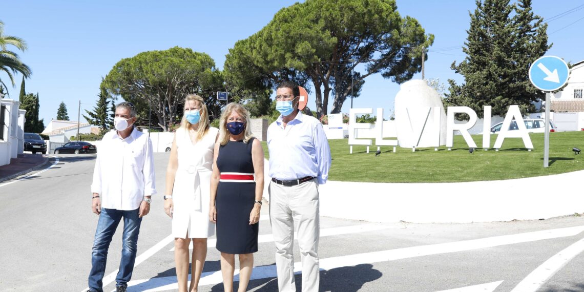 Marbella mejora la movilidad peatonal y la iluminación de la avenida de Las Cumbres de Las Chapas