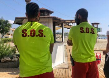 La costa de Málaga en alerta amarilla por fuertes vientos