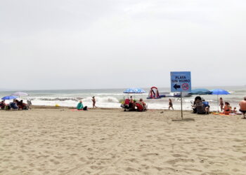 Estepona mantiene por tercer año consecutivo la única ‘Playa sin Humo’ de la Costa del Sol
