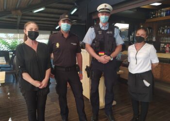 Policías alemanes patrullarán por Estepona para reforzar la atención a los turistas