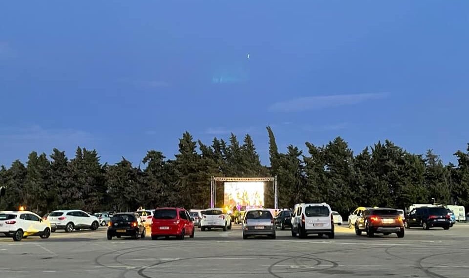 El autocine de Manilva, todo un éxito, ya prepara la próxima proyección