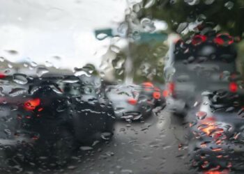 Septiembre llega esta semana con chubascos y tormentas en la Costa del Sol