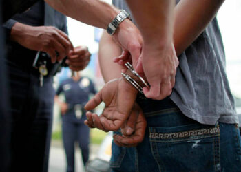 Detenido en Marbella por intentar robar en una casa haciéndose pasar por repartidor