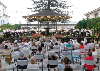 La Banda Municipal de Estepona rinde homenaje a la música de Western de Ennio Morricone