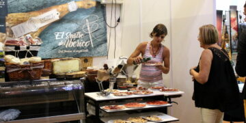 Se suspende el Certamen Mundial de Jamón «Popi» en Estepona