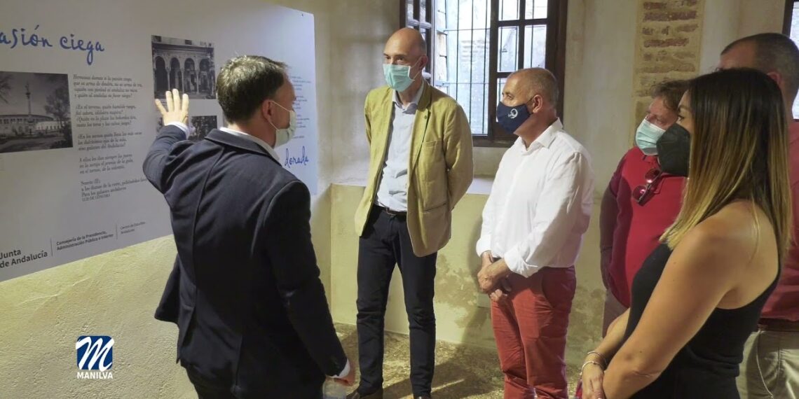 Hasta el día 30 puede visitarse la muestra «Paseo Poético por Andalucía» en Manilva