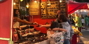 Sabinillas celebra un mercado marinero con motivo de la festividad de San Luis