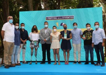 El 45% de los jóvenes de Marbella ya tiene al menos la primera dosis