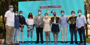 El 45% de los jóvenes de Marbella ya tiene al menos la primera dosis