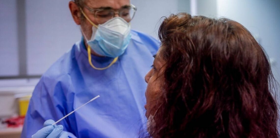 La incidencia de Covid baja de los 600 casos por cien mil habitantes en toda la Costa del Sol