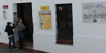El turismo nacional predomina en la Casa Natal de Blas Infante  de Casares