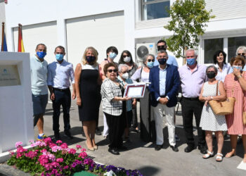 Marbella reconoce la trayectoria de la maestra Juana Rivera Muñoz, ‘Doña Juanita’