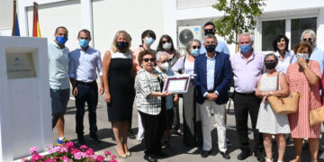 Marbella reconoce la trayectoria de la maestra Juana Rivera Muñoz, ‘Doña Juanita’