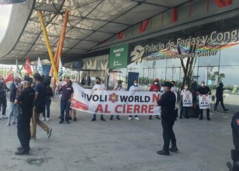 El PSOE critica que la Junta se desentienda de la apertura y el mantenimiento de los empleos en Tívoli World