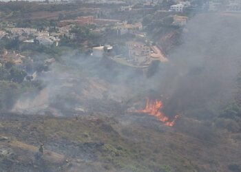 Extinguido el incendio declarado este martes cerca de una urbanización de Benahavís