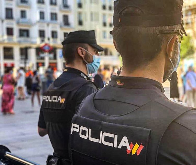 Detenida la responsable de una clínica de depilación láser por supuesta estafa a sus clientes