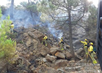 Continúan trabajando en incendio de Sierra Bermeja para liquidar puntos calientes