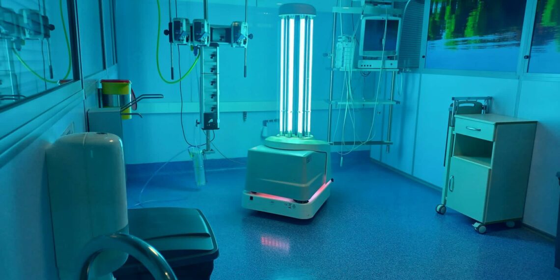 El Hospital Costa del Sol usará luz ultravioleta para desinfectar sus estancias