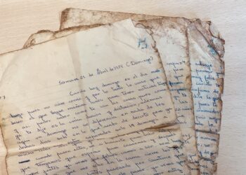 Encuentran en el vertedero de Casares una carta escrita en 1974 de un soldado a su novia