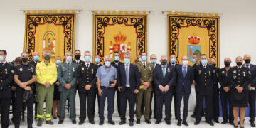 Estepona rinde homenaje a Carlos Martínez, bombero fallecido en Sierra Bermeja