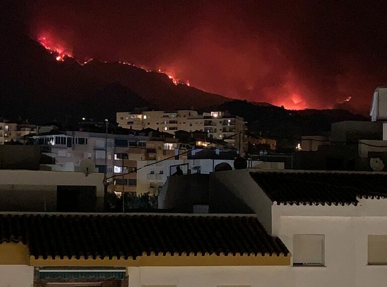 Se cumplen 48 horas de uno de los peores incendios que se recuerdan en Andalucía