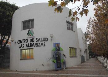Denuncian hasta tres meses y medio de espera para una analítica en el centro de salud