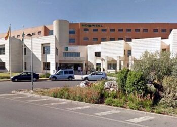 Muere una joven de 20 años en Antequera al colisionar un coche y un camión