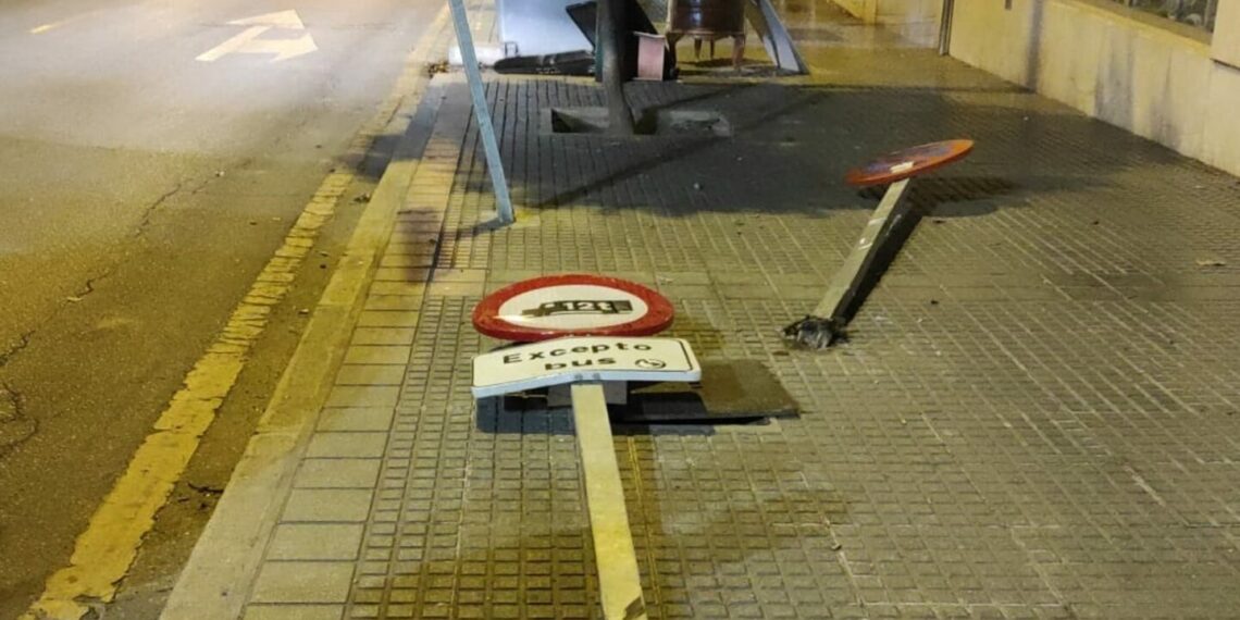 Detenido tras chocar el coche que había robado, hacerlo sin carné y triplicar la tasa de alcohol