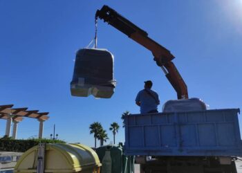 Nuevos contenedores para el servicio de limpieza de Manilva