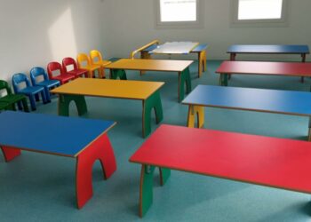 Comienza a amueblarse la nueva guardería de Casares