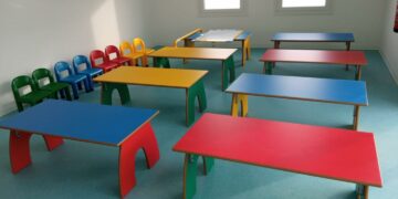 Comienza a amueblarse la nueva guardería de Casares