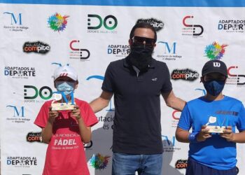 Alta participación y buen ambiente deportivo en el Torneo Casares de Pádel