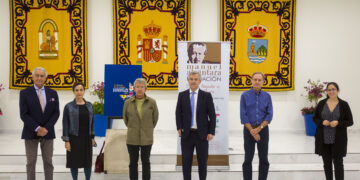 El escritor onubense Manuel Moya gana el II Premio de Novela Ciudad de Estepona