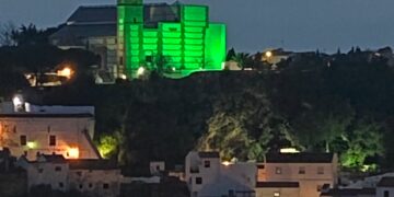 Municipios de la Costa del Sol se iluminan hoy de verde por el Día de la Salud Mental