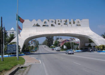 Marbella se iluminará de verde para conmemorar el Día de la Salud Mental