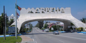 Marbella se iluminará de verde para conmemorar el Día de la Salud Mental