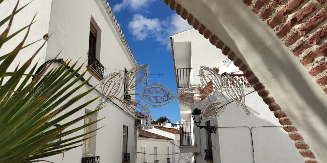 Las calles de Casares empiezan a oler a Navidad