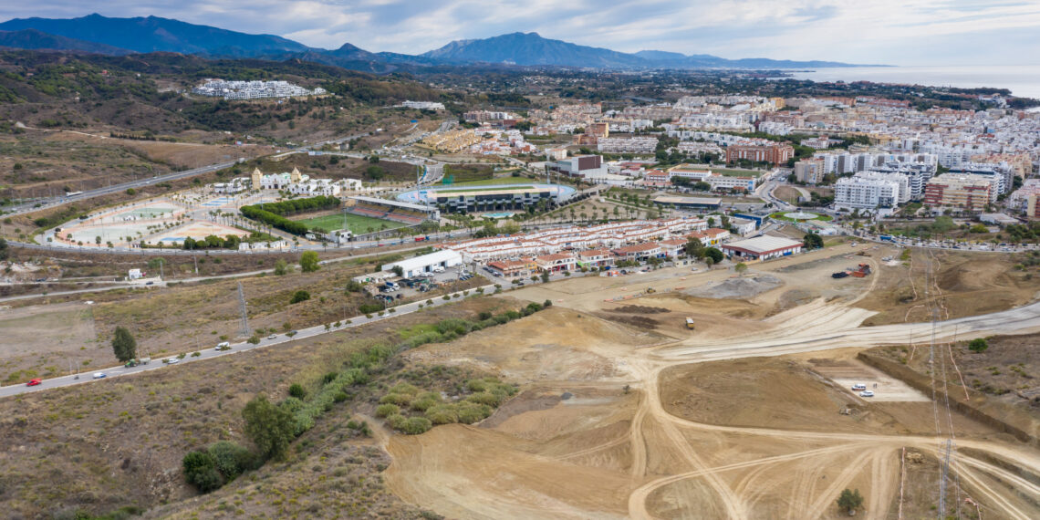 Estepona busca urbanizar el Camino de las Mesas