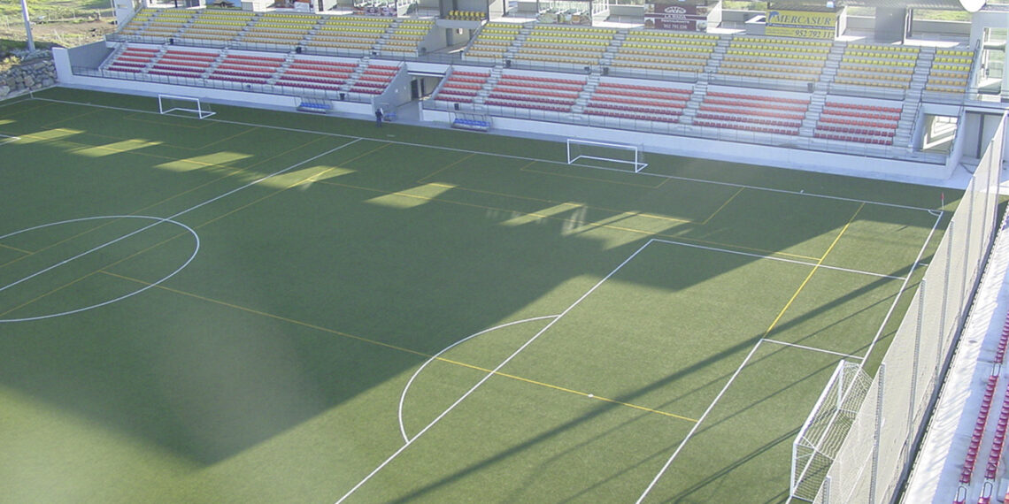 Unos ladrones desvalijan el vestuario del CD Estepona
